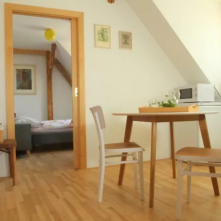 Nella Apartment *